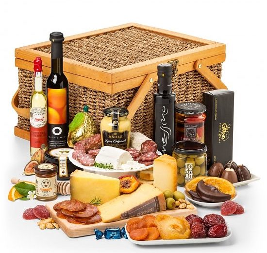 Premium-Cured-Meat-and-Cheese-Gourmet-Gift-Basket