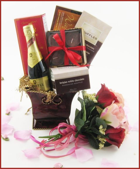 Roses & Champagne Romance Valentine's Day Gift Basket - FREE SHIP CANADA Gift Basket