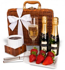 Anniversary Gift Baskets USA